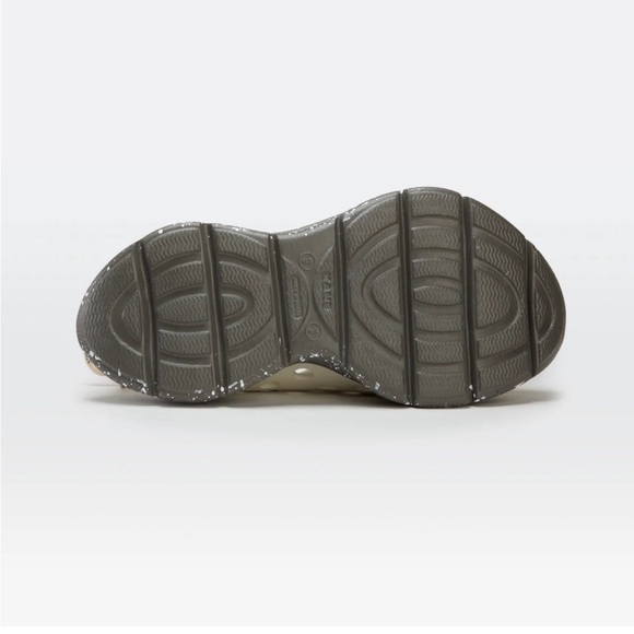 NWT - KANE FOOTWEAR - SIZE W7 or M5 (UNISEX) - Picture 12 of 14